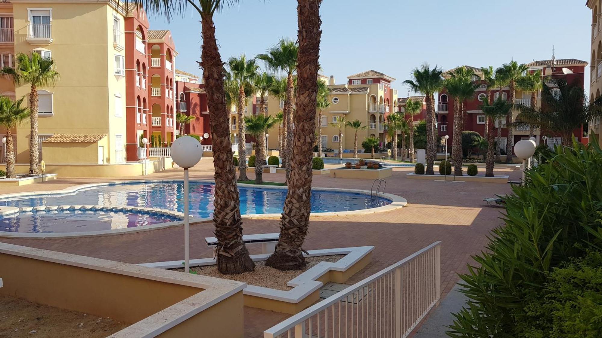 Spacious 3 Bedroom 2 Bathroom Apartment - Puerto Marina Complex Los Alcázares Buitenkant foto